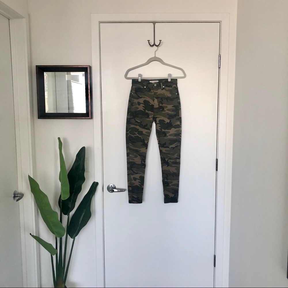 TOPSHOP Camo Jamie Skinny Jeans size 28